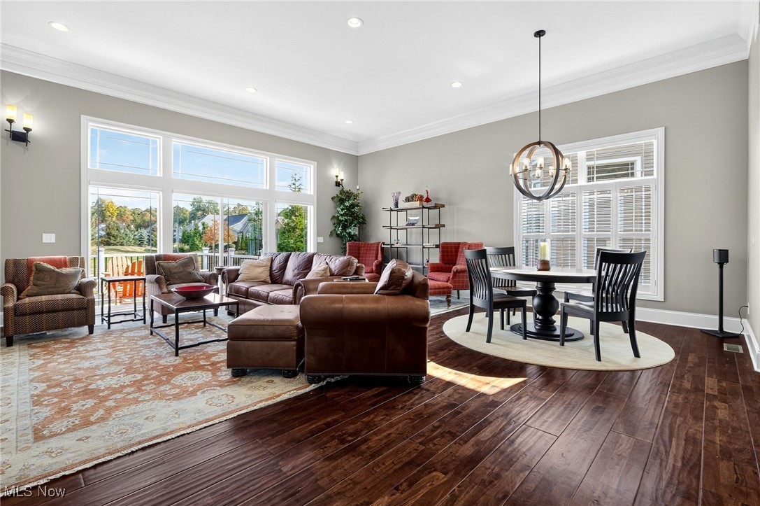 Chagrin Falls, Ohio 44023, United States, 3 Bedrooms Bedrooms, ,4 BathroomsBathrooms,Residential,Pending,214916