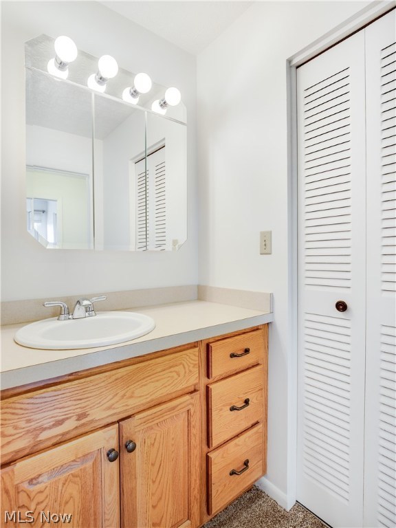 Country Club Twnhs North Condo - Residential