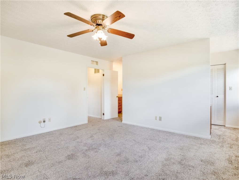 Country Club Twnhs North Condo - Residential