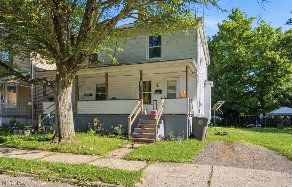 Photo of 2444 Wilcox Street, Youngstown, OH 44509 (MLS # 5220283)