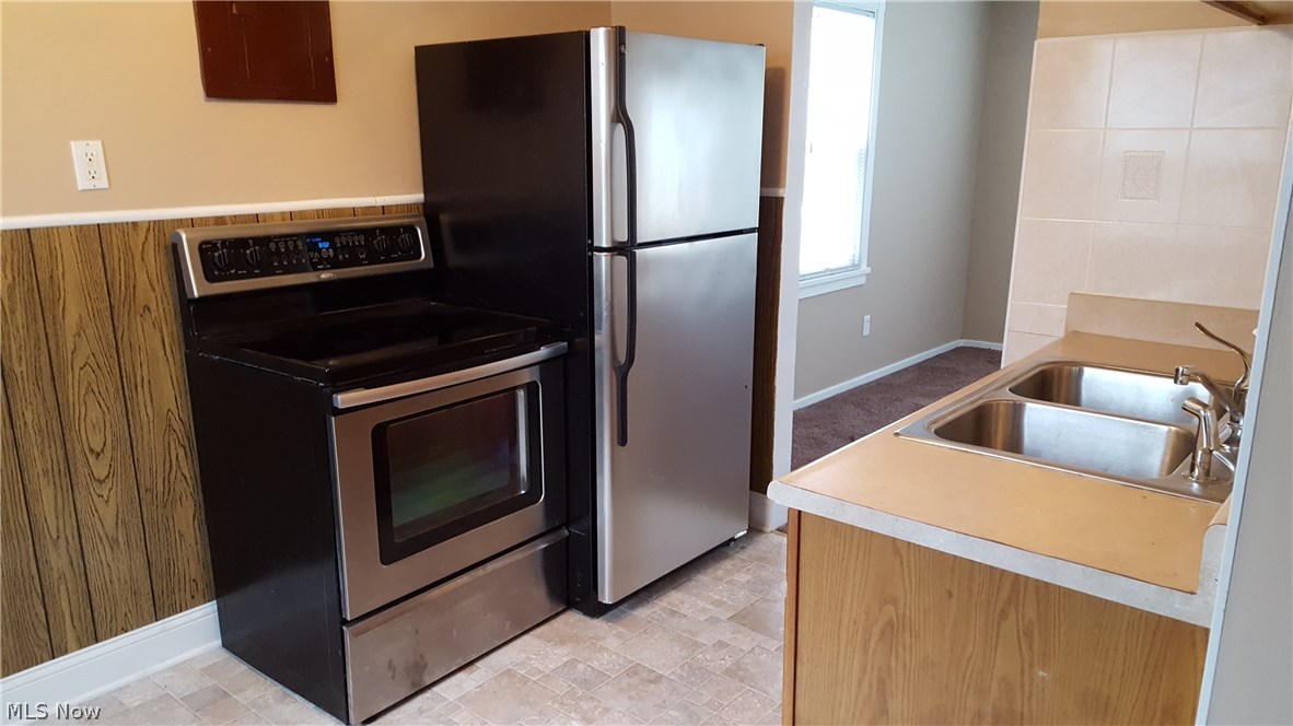 Settlement Road 01 - Residential Lease