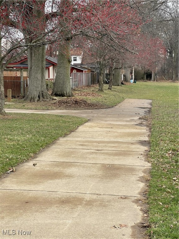 15410 Edgecliff Avenue, Cleveland, Ohio image 28