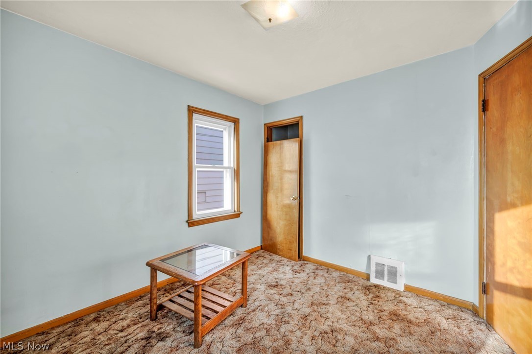 Riverside Manor - Residential