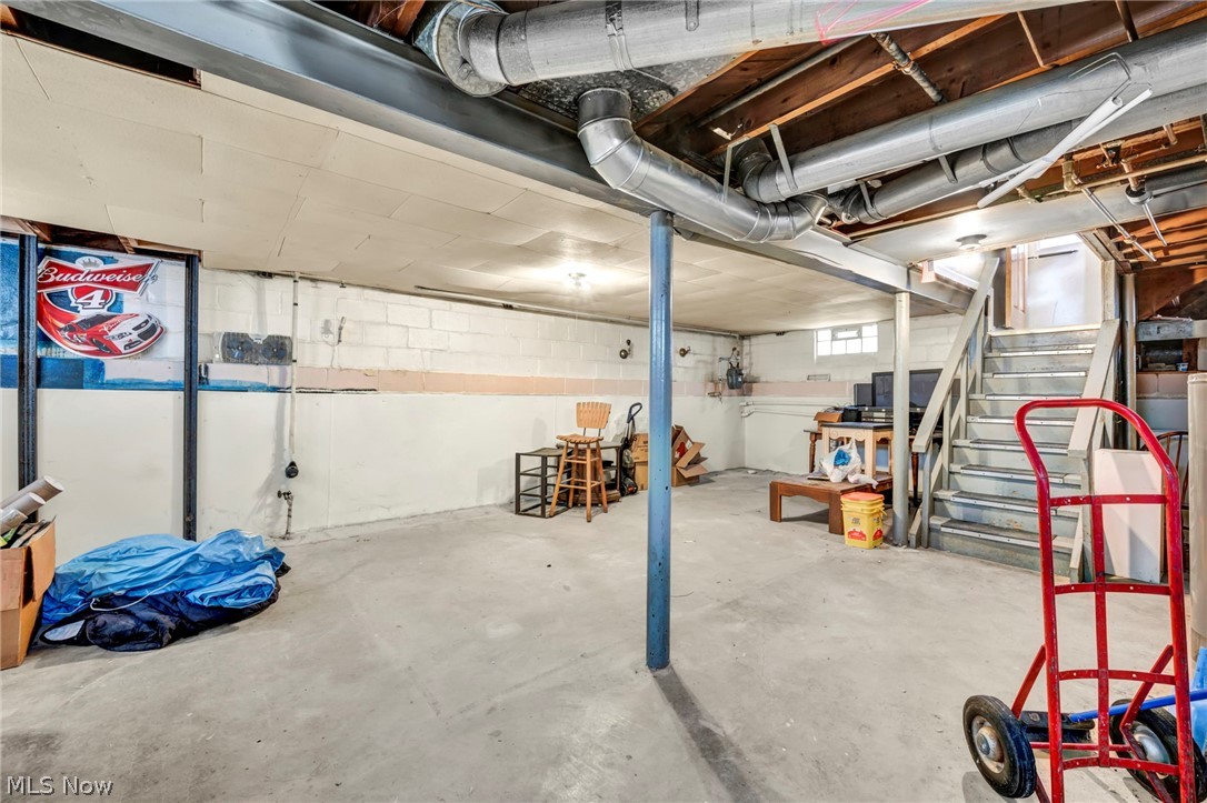 Riverside Manor - Residential