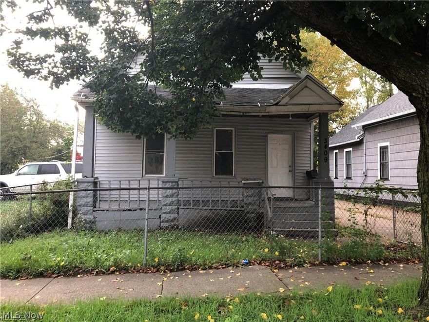 A duplex in a growing neighborhood that needs an investors touch! This property fetched $1200/month when it was active as a rental (front unit $800 and back $400 for the back unit) and could produce more! Come see all the potential this double has to offer! Schedule your showing today!