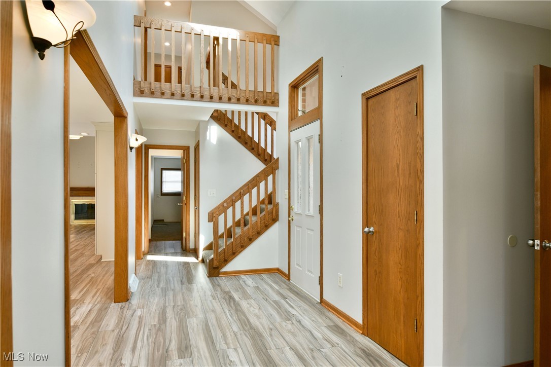 6024 Chidester Drive, Canfield, Ohio image 4