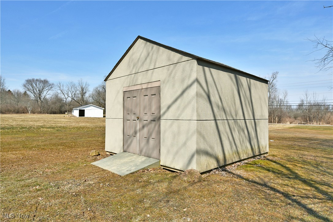 6024 Chidester Drive, Canfield, Ohio image 45