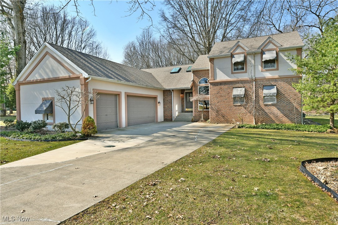 6024 Chidester Drive, Canfield, Ohio image 2