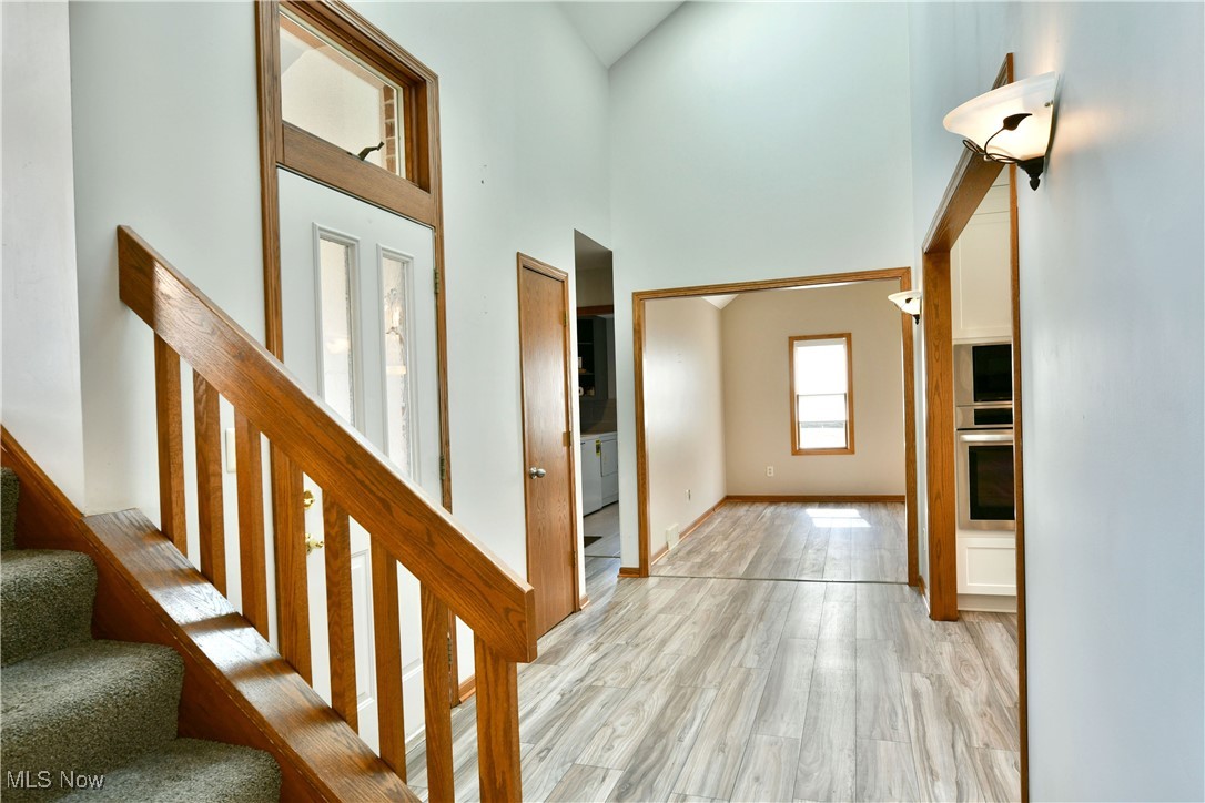6024 Chidester Drive, Canfield, Ohio image 3