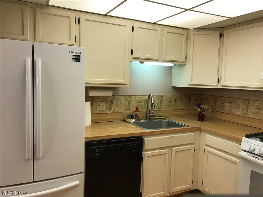 Old Orchard Condo - Residential
