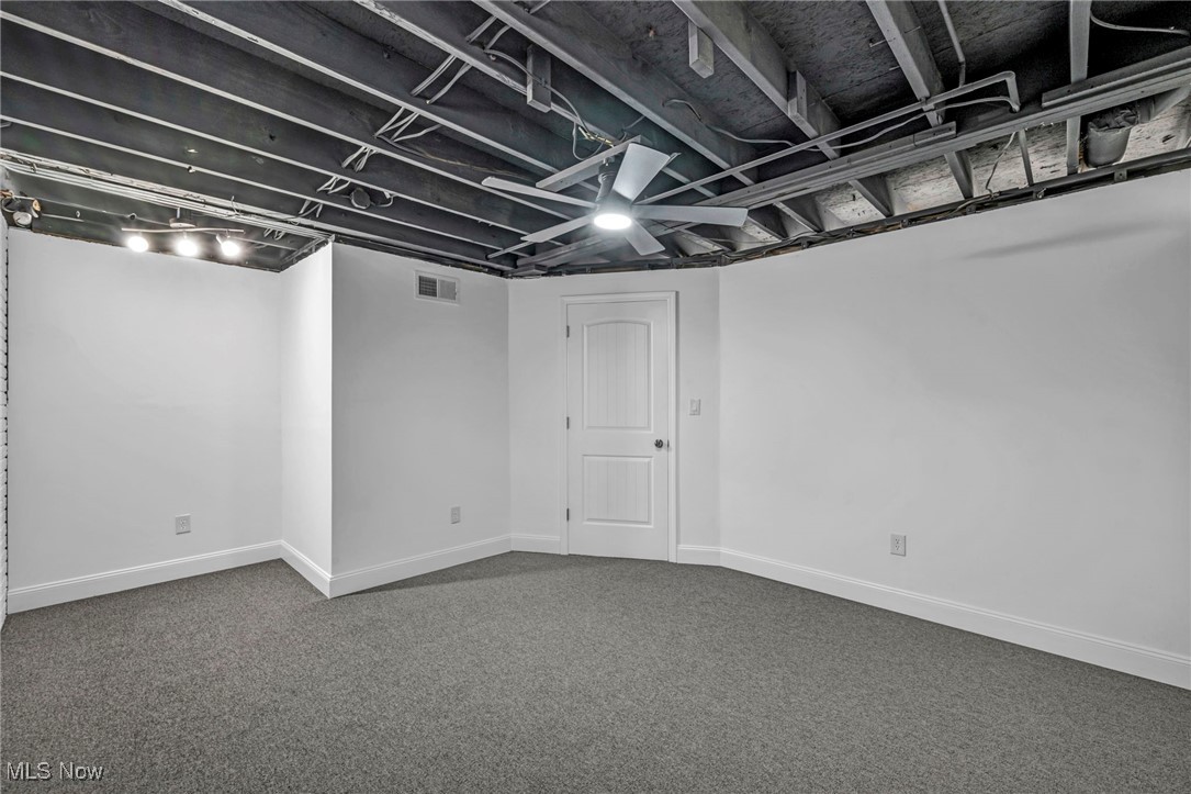 1350 Rolling Meadows Drive, Vermilion, Ohio image 35