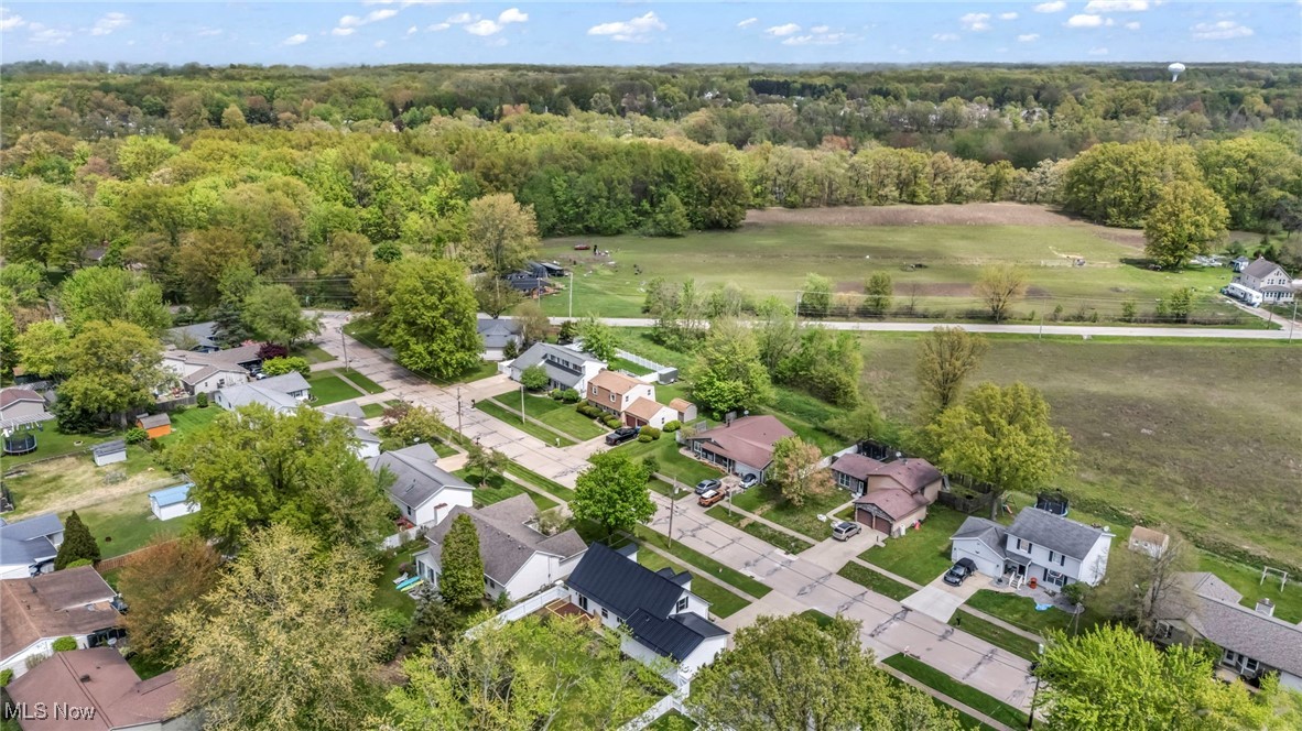 1350 Rolling Meadows Drive, Vermilion, Ohio image 46