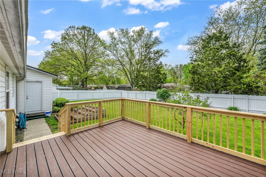1350 Rolling Meadows Drive, Vermilion, Ohio image 37