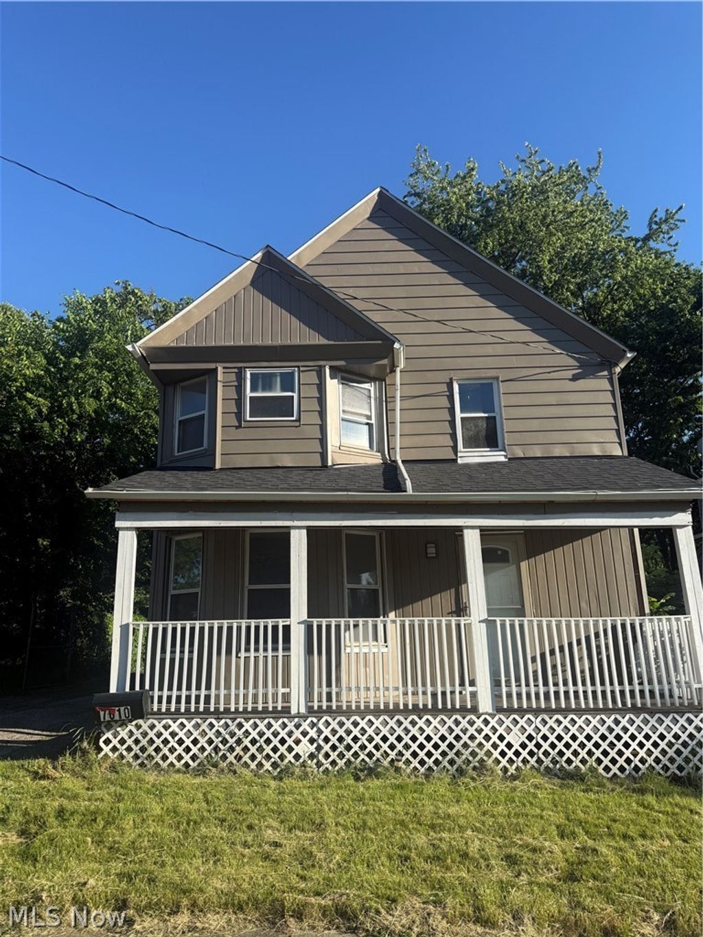 Photo of 7610 Jeffries Avenue, Cleveland, OH 44105 (MLS # 5217601)