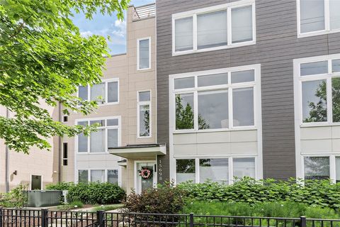1569 E 118th Street B Cleveland OH 44106