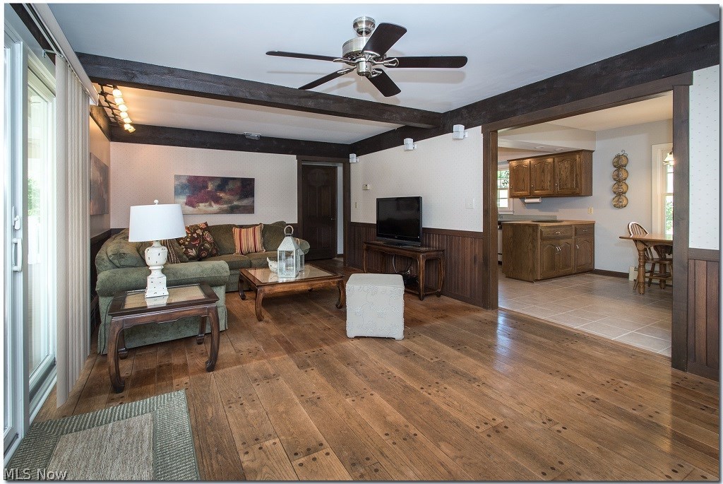 Munson 03 - Residential