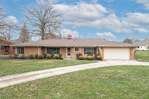 13740 Old Pleasant Valley Road, Middleburg Heights, OH 44130 - #: 5110692
