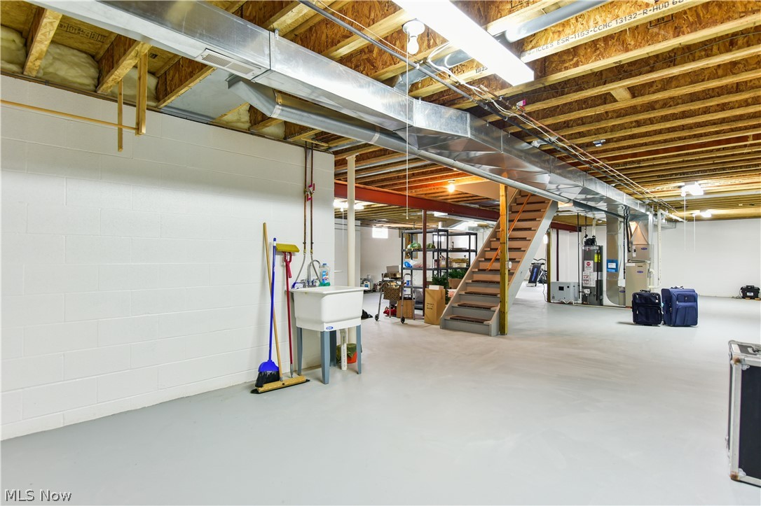 Lakes/Sharrott Hill Condo - Residential