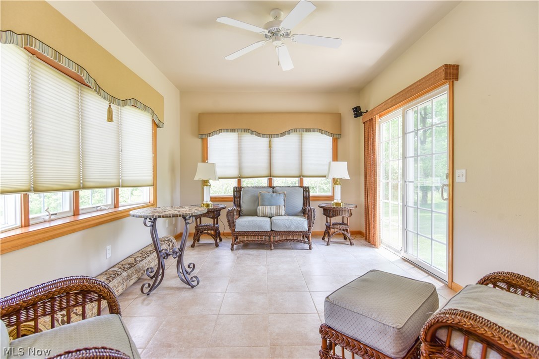 Lakes/Sharrott Hill Condo - Residential