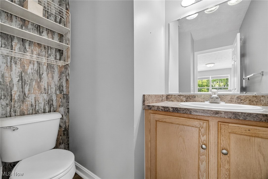 Waters Edge Condo Ph V - Residential