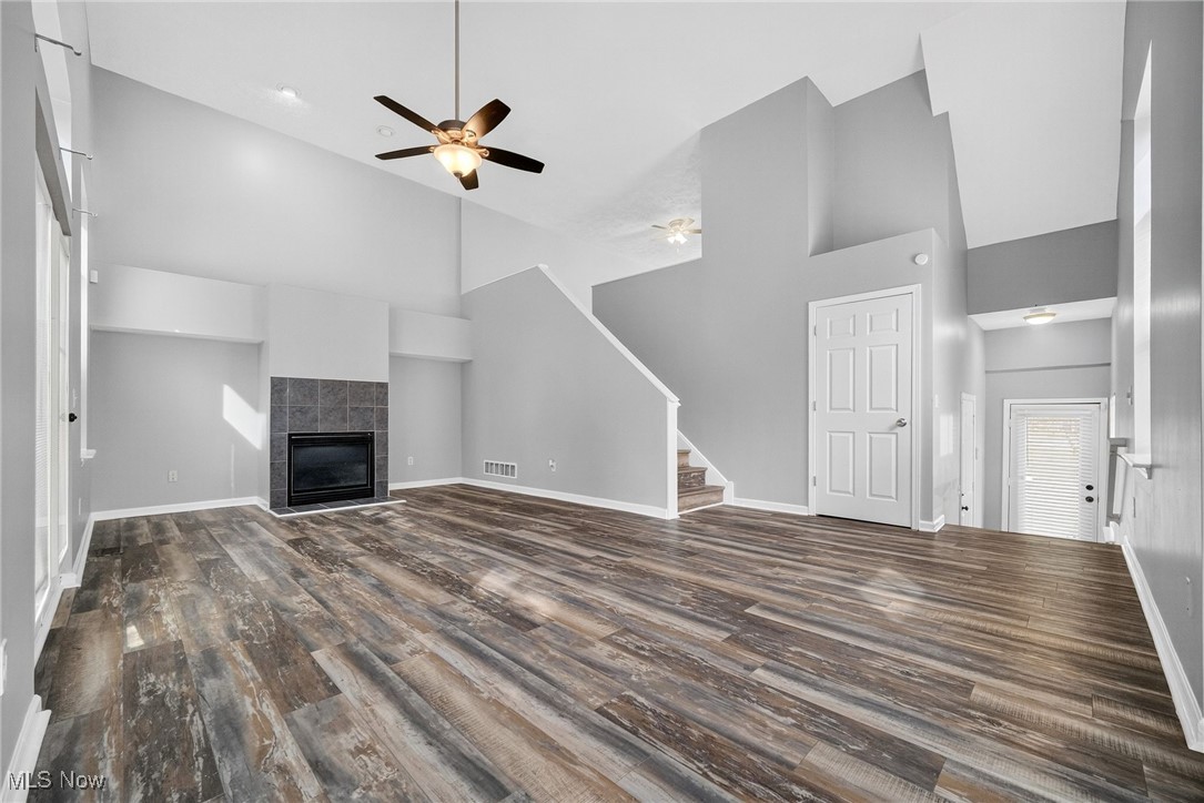 Waters Edge Condo Ph V - Residential