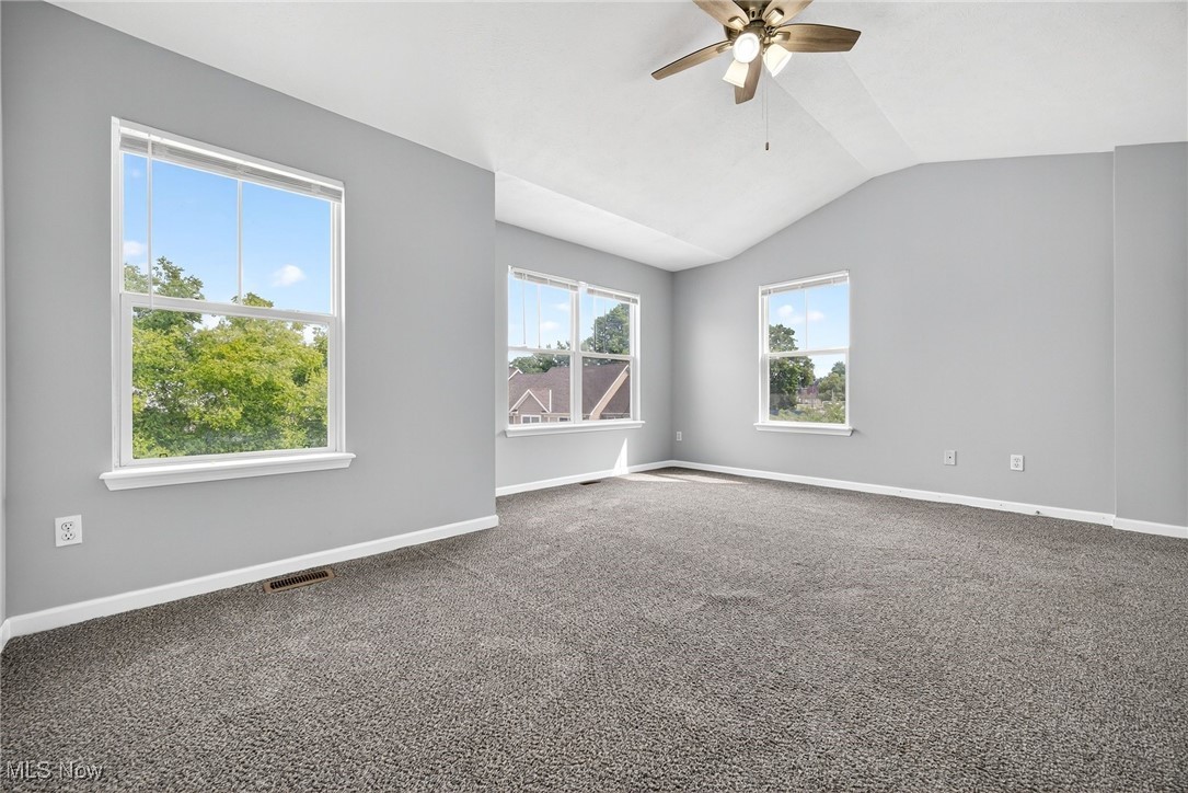 Waters Edge Condo Ph V - Residential