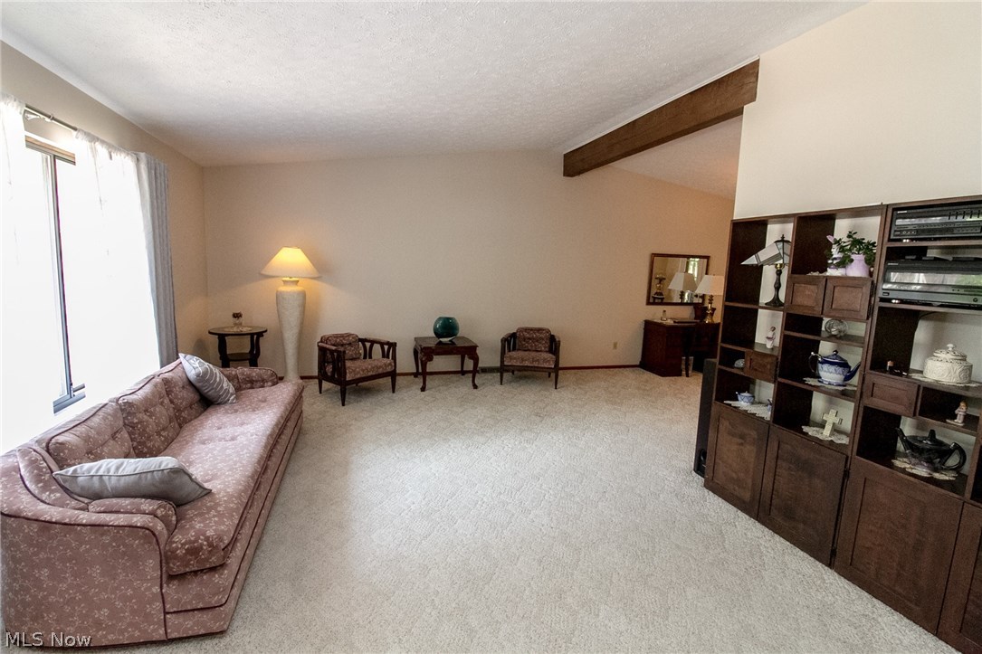 Lake Grove Estates - Residential