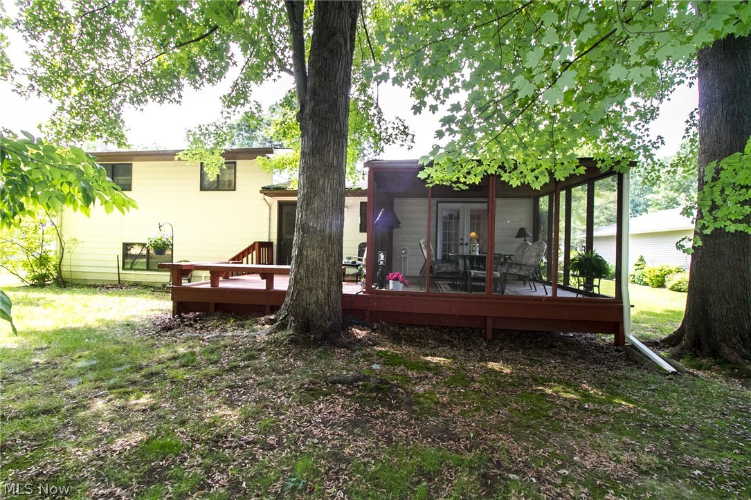 Lake Grove Estates - Residential