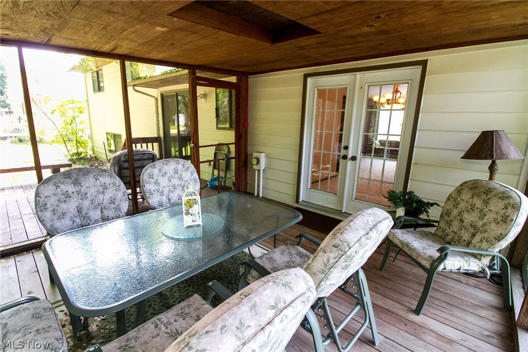 Lake Grove Estates - Residential