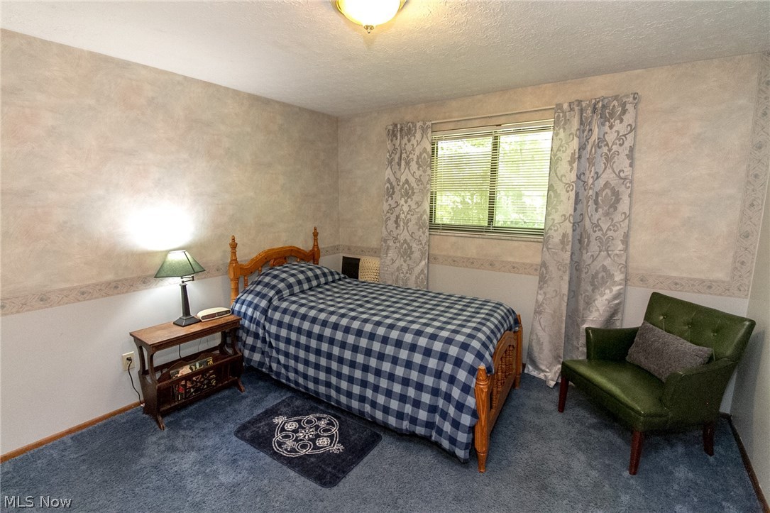 Lake Grove Estates - Residential