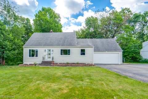 Photo of 7447 Midland Road, Independence, OH 44131 (MLS # 5220792)