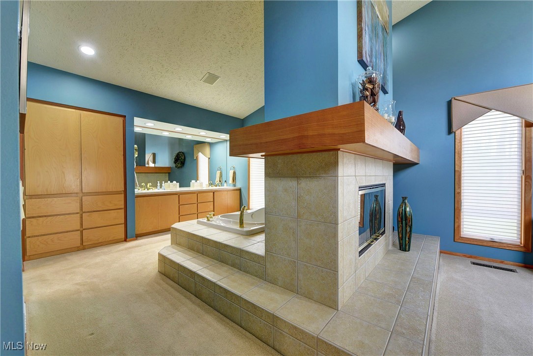 8739 Timber Edge Drive, North Ridgeville, Ohio image 26