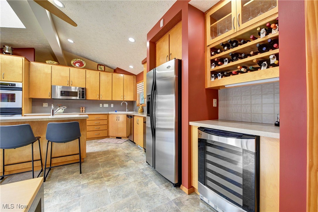 8739 Timber Edge Drive, North Ridgeville, Ohio image 13