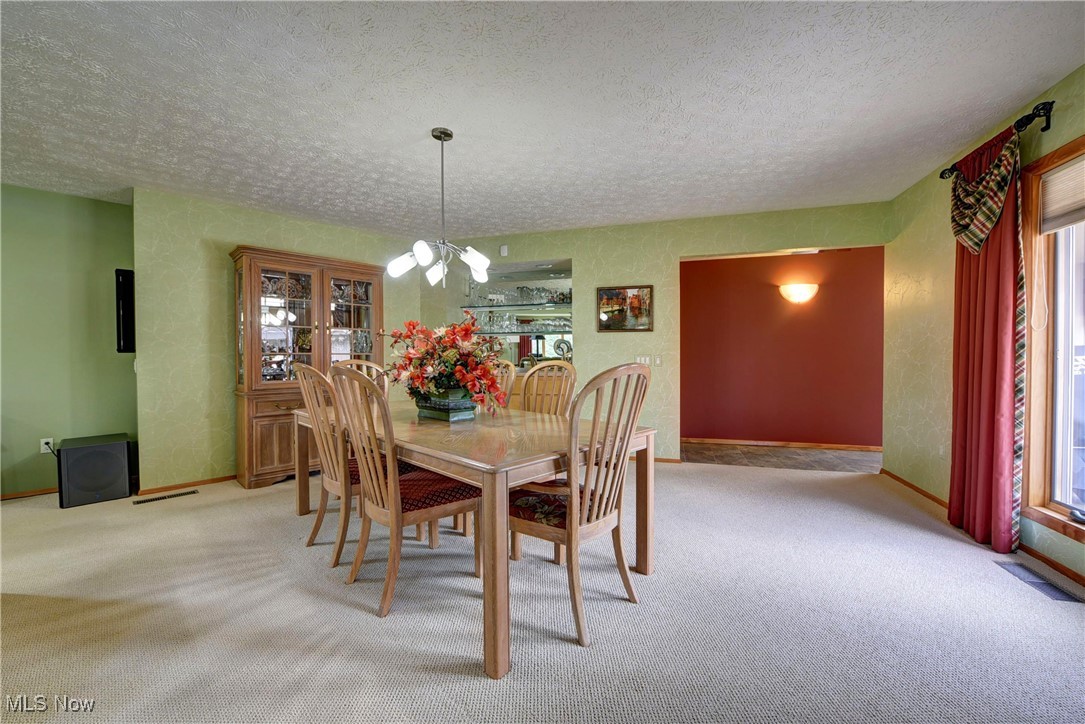 8739 Timber Edge Drive, North Ridgeville, Ohio image 7