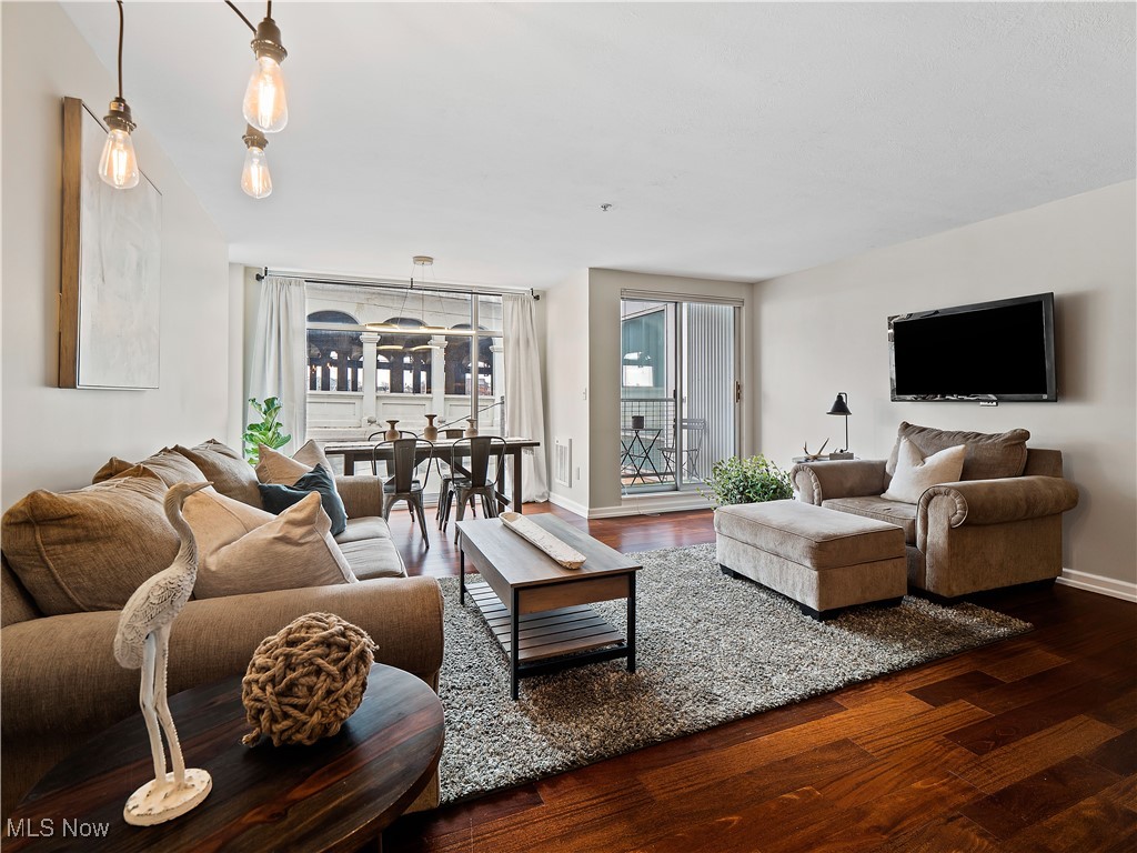 2222 Detroit Avenue 403