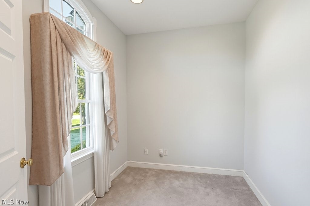 7463 N Marblehead Road