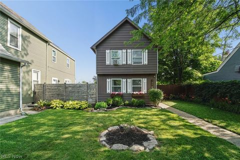 Homes For Rent - 464 Stewart Avenue<br/> Columbus, OH 43206