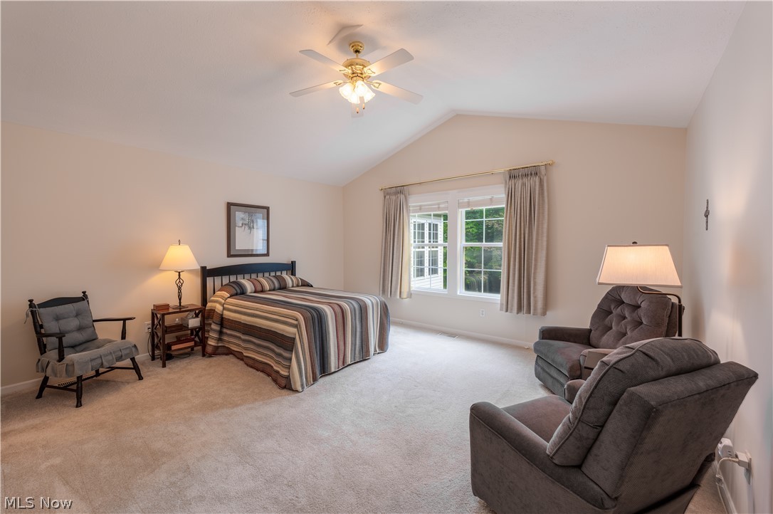 Woodbury Condo - Residential