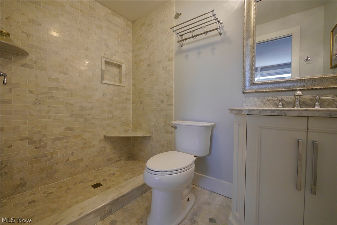 Beach Cliff II - Residential