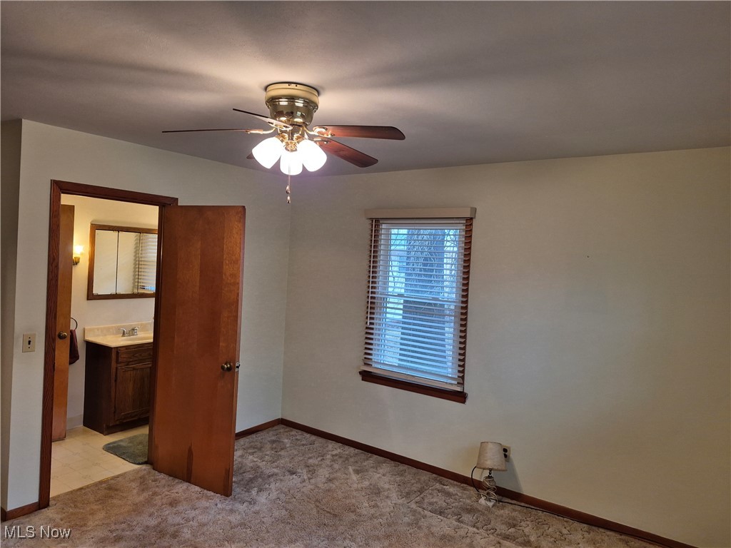 5023 Hecock Avenue, Lorain, Ohio image 24