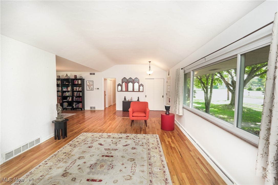 North Portage Path Estates - Residential