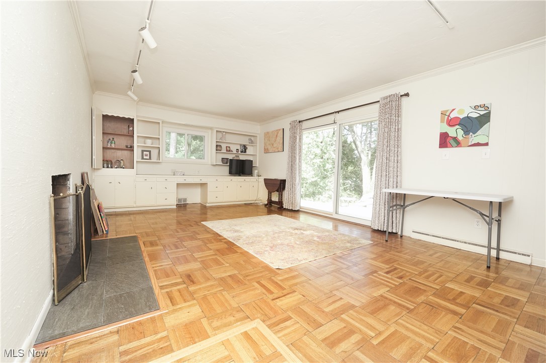 North Portage Path Estates - Residential