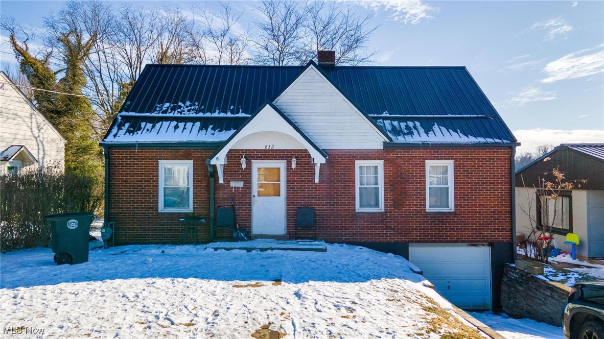 832 Buena Vista Boulevard, Steubenville, Ohio image 1