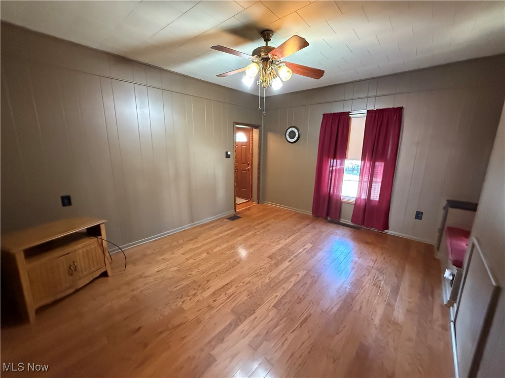 618 N 11th Street, Cambridge, Ohio image 11