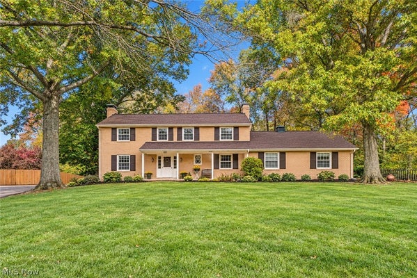 2221 DEVONSHIRE DR NW, CANTON, OH 44708 - Image 00e2faa02476d8dc31e0e52193898d8b/244256042