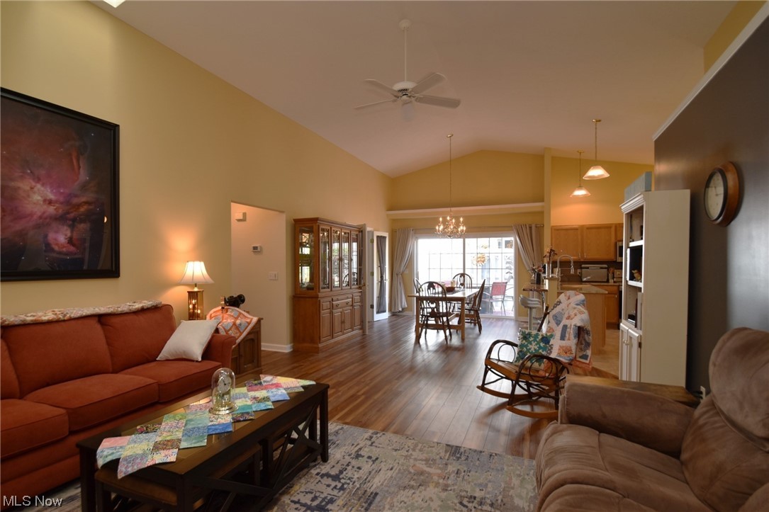 Villas/Squires Bluff Clstr De - Residential