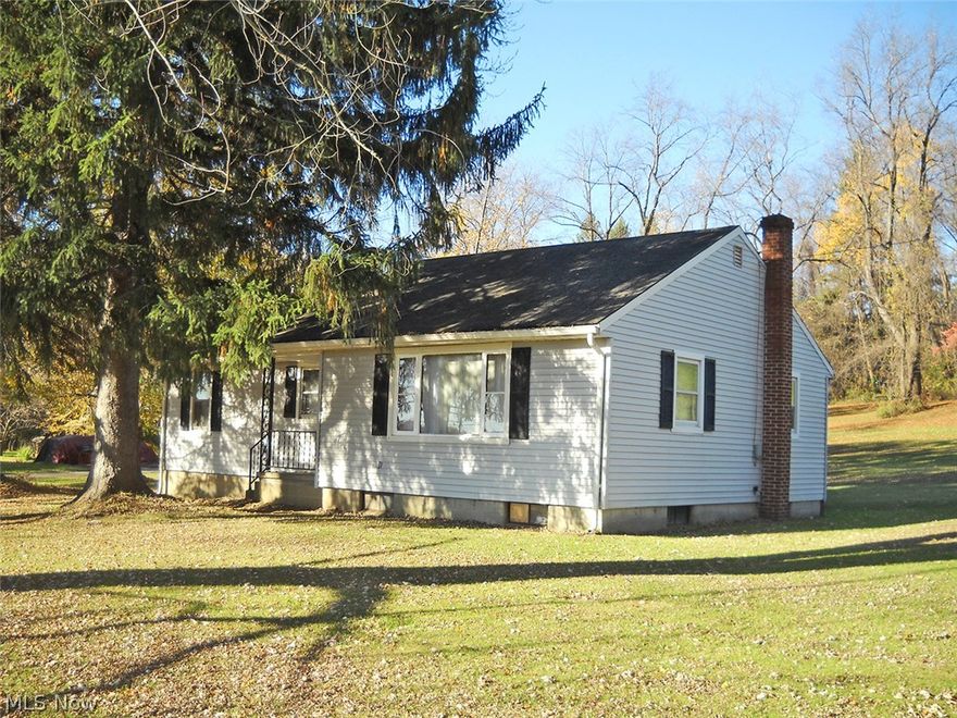 Absolute Auction, all sells to the highest bidder on location on MONDAY - NOVEMBER 9, 2015 at 5:30PM - Nice Vinyl Sided Three Bedroom Home 
On 2 Acre Lot - Real Estate: Nice vinyl sided ranch home situated on 2 beautiful acres. Large living room, eat in kitchen, full bath and three bedrooms. There is a full basement with breaker electric and washer/dryer hook-up. Lot has mature trees and storage building. Taxes are $707 per half. Portage County, Crestwood LSD.  **Terms on Real Estate: 10% down auction day, balance due at closing. Buyer’s premium of 10% will be added to the final bid to establish the purchase price. Any desired inspections must be made prior to bidding. All information contained herein was derived from sources believed to be correct.