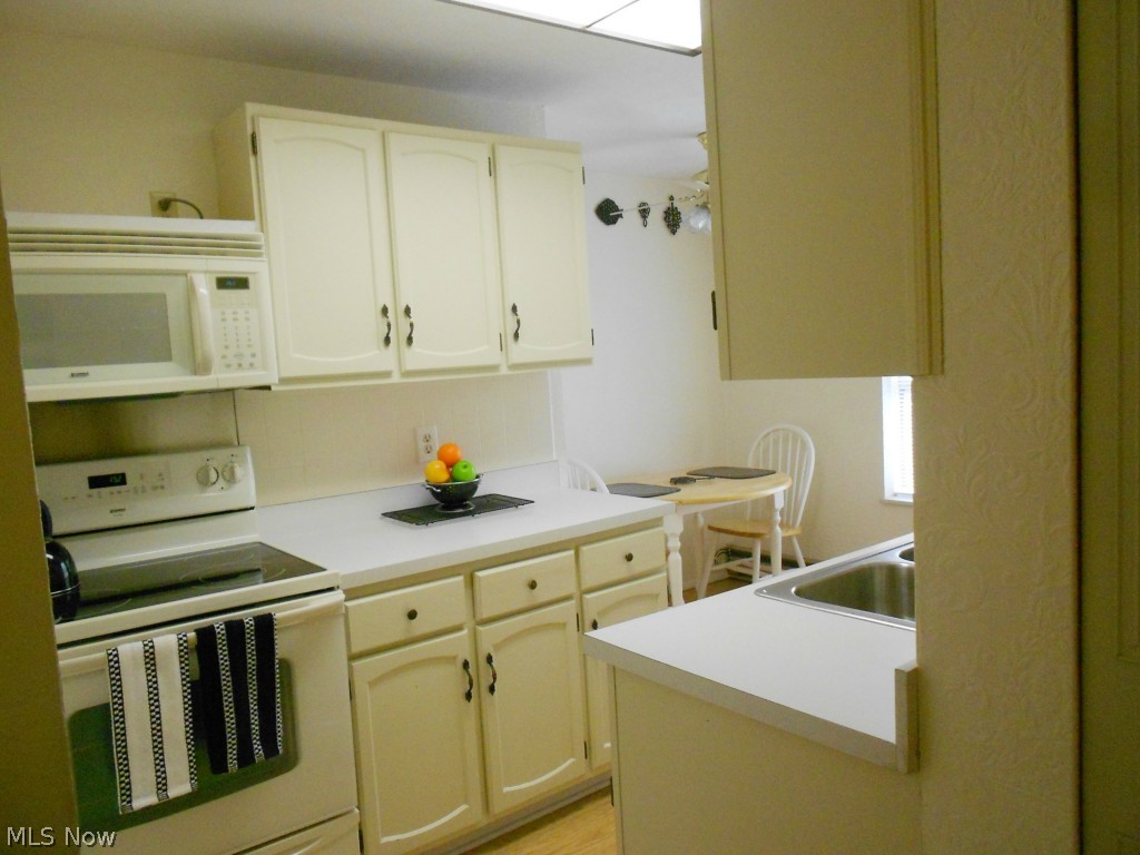 Silver Lake Towers Condo - Residential