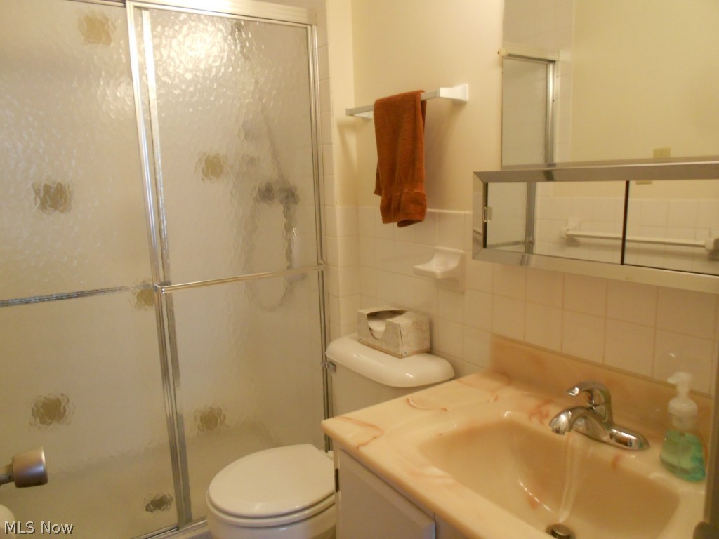 Silver Lake Towers Condo - Residential