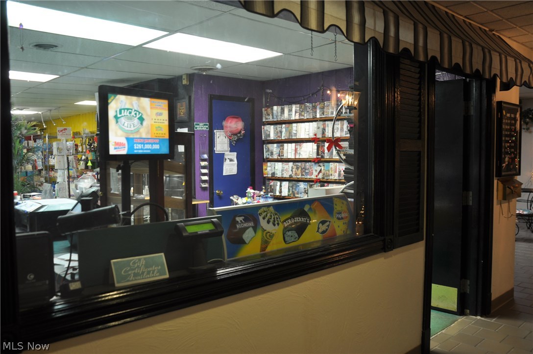 The Carlyle - Residential